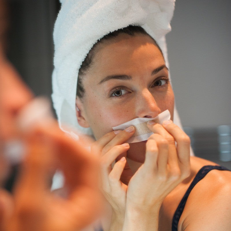 Acorelle  strisce cera a freddo viso